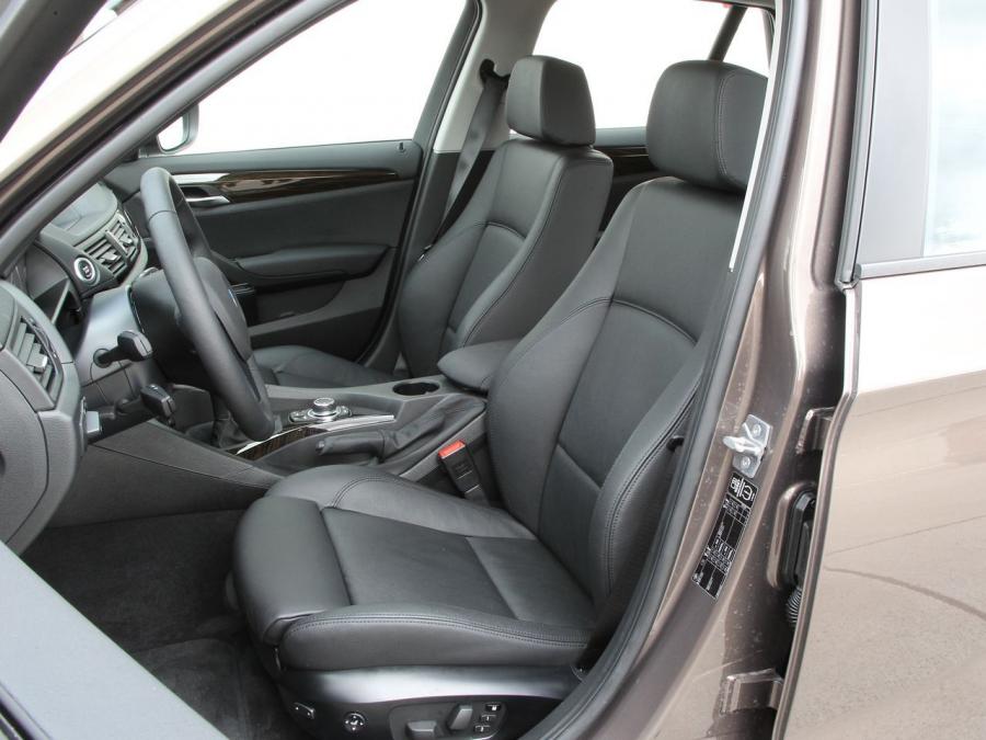  BMW X1 sDrive 1.8d 2009 года  (фото 8 из 9)